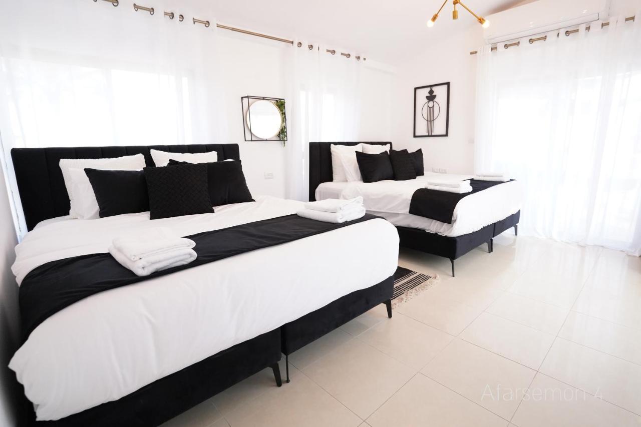 Yalarent Afarsemon Apartments With Pool - For Families & Couples เอลัต ภายนอก รูปภาพ