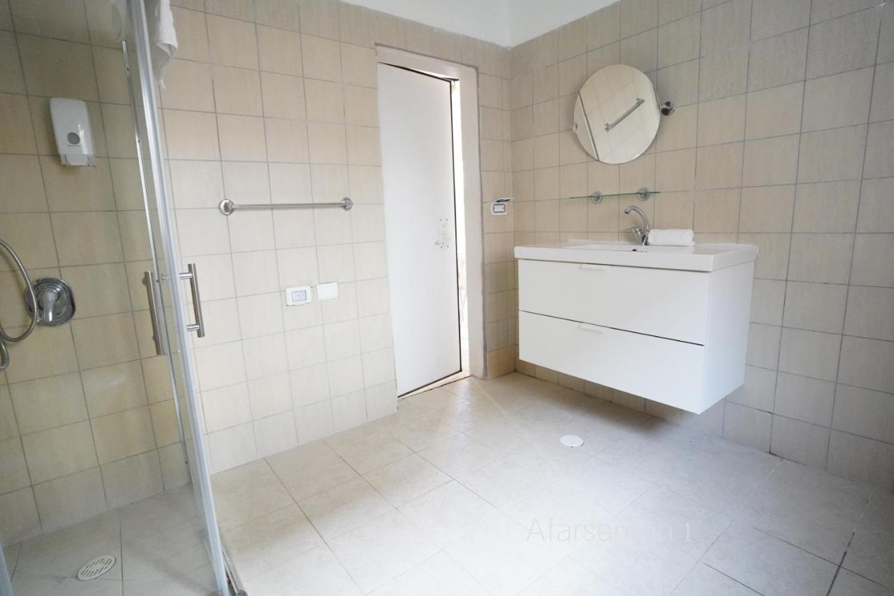 Yalarent Afarsemon Apartments With Pool - For Families & Couples เอลัต ภายนอก รูปภาพ