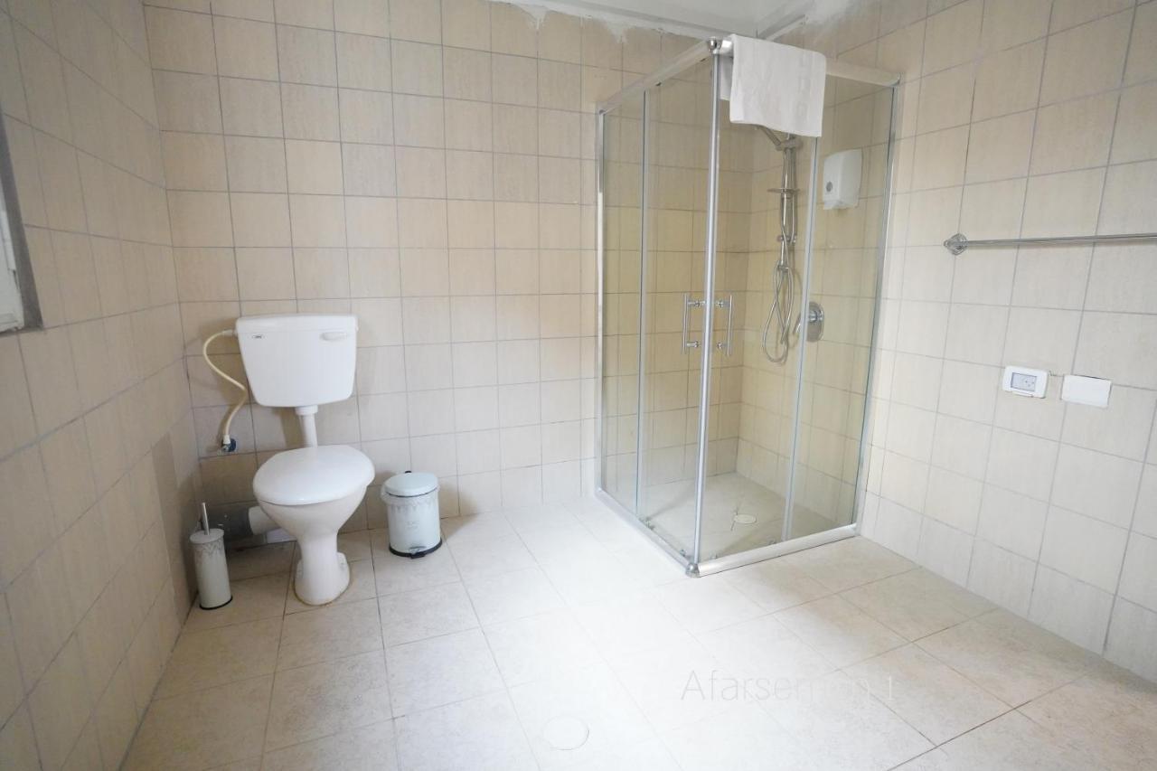 Yalarent Afarsemon Apartments With Pool - For Families & Couples เอลัต ภายนอก รูปภาพ