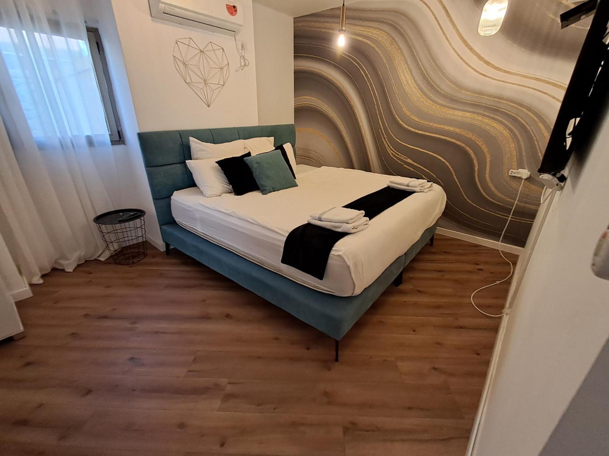 Yalarent Afarsemon Apartments With Pool - For Families & Couples เอลัต ภายนอก รูปภาพ