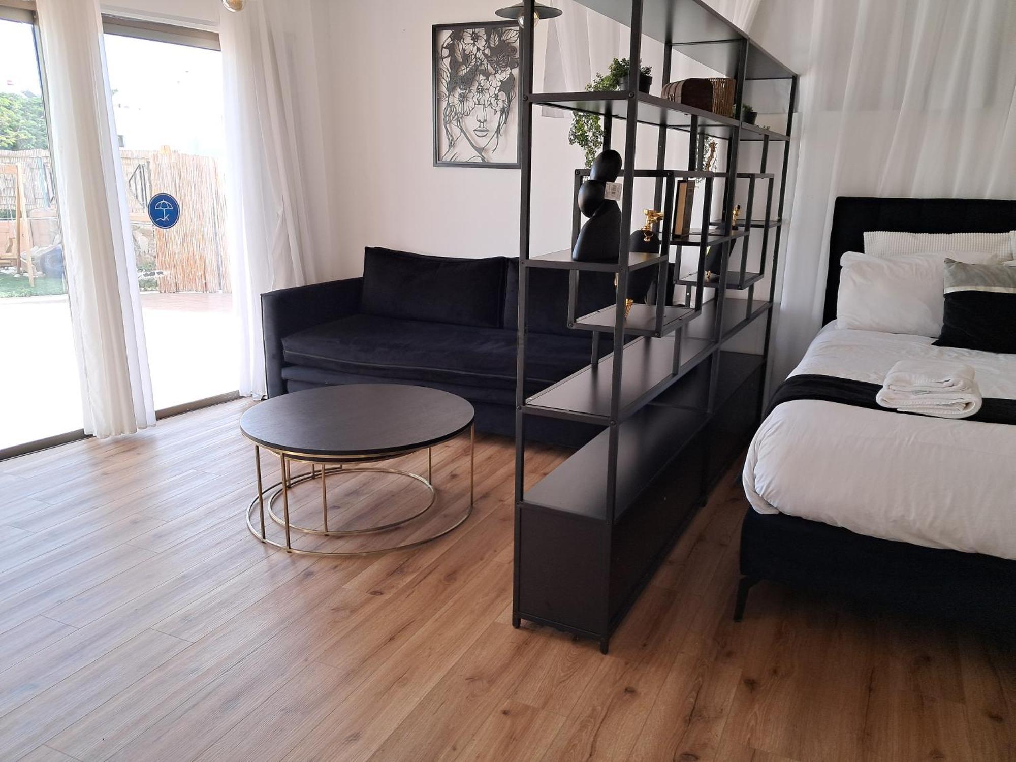 Yalarent Afarsemon Apartments With Pool - For Families & Couples เอลัต ภายนอก รูปภาพ